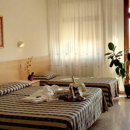 Centro Vacanze Cavallino Opera Nascimbeni Lido di Jesolo Esterno foto